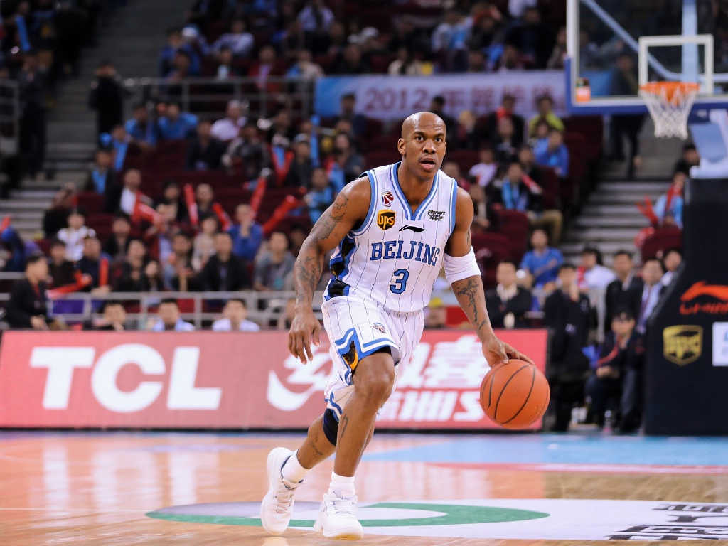 马布里CBA总决赛精彩回顾视频 马布里CBA总决赛精彩回顾视频